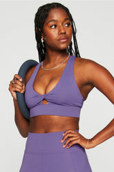 oasis twist medium impact sports bra
