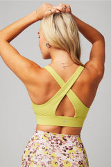 oasis twist medium impact sports bra