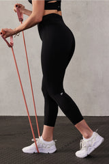 trinity motion365® high-waisted capri