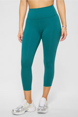 on-the-go powerhold® high-waisted capri