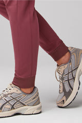 high-rise on-call scrub jogger