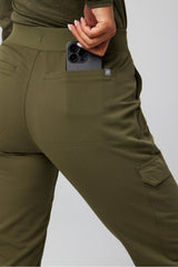 evoke cargo scrub jogger