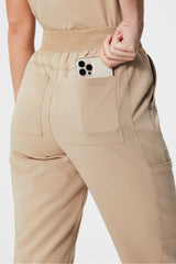 high-rise on-call scrub jogger