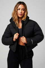 essential cropped hooded puffer