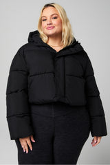 essential cropped hooded puffer