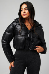 essential cropped hooded puffer