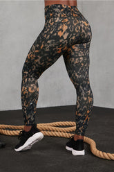 define powerhold® high-waisted legging
