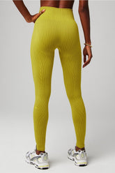seamless high-waisted linework legging