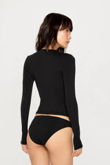 stretchy fit crew long sleeve tee