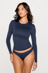 stretchy fit crew long sleeve tee