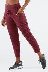 sleek knit drawstring pant