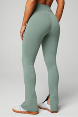 define powerhold® split hem legging