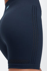 sync seamless high-waisted 6'' short