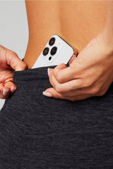 heatherflex high-waisted 6" short