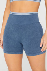 seamless scrunch 4'' short