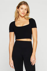 sleek seamless scoop neck short-sleeve top