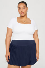 sleek seamless scoop neck short-sleeve top