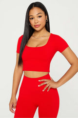 sleek seamless scoop neck short-sleeve top
