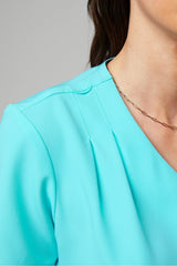 stat pleat 3-pocket scrub top