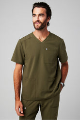 max 4-pocket scrub top