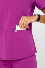 method flex 2-pocket scrub top