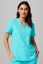 method 2-pocket scrub top