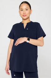 instinct maternity 3-pocket scrub top
