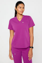 vital 1-pocket scrub top (petite fit)