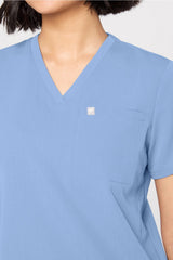 vital 1-pocket scrub top (petite fit)