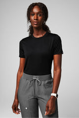 core short-sleeve underscrub top