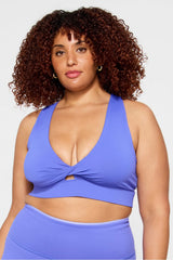 oasis twist medium impact sports bra