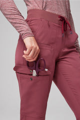 evoke cargo scrub jogger