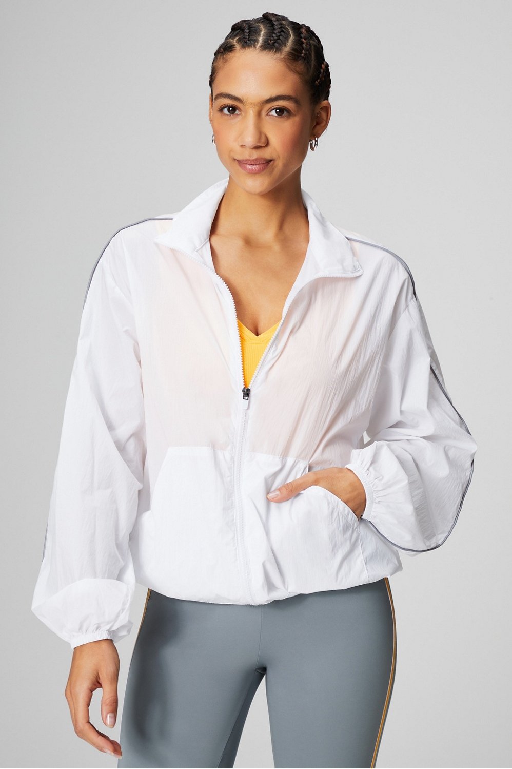 oversized flyweight windbreaker