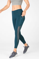trinity motion365® mid-rise 7/8 legging
