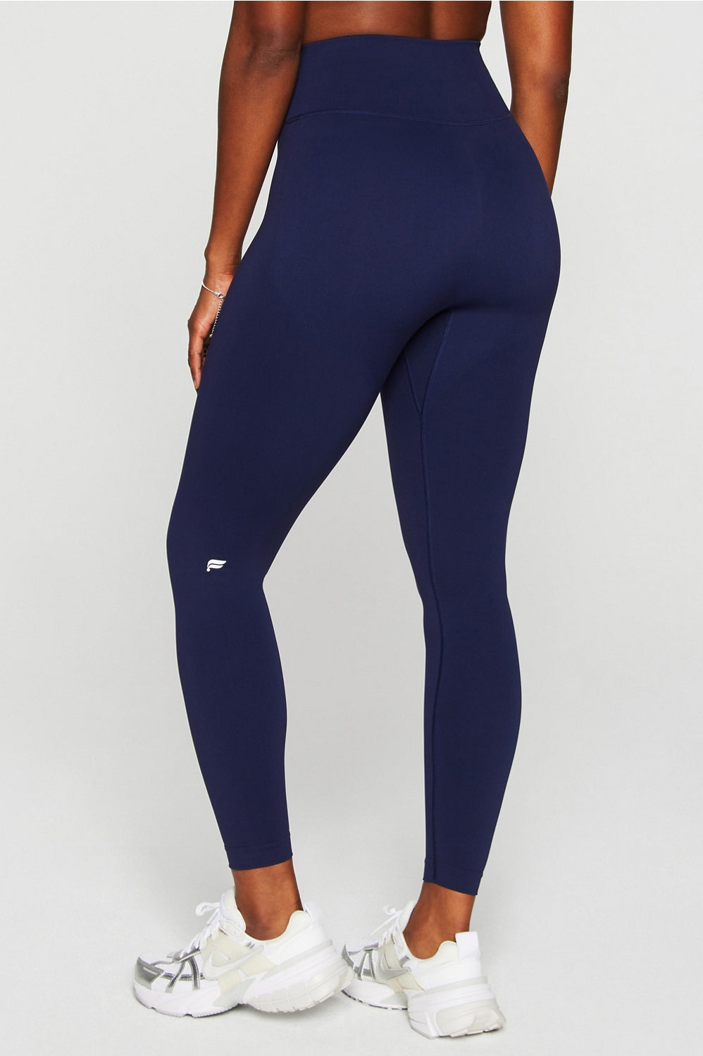 sleek seamless high-waisted legging tall