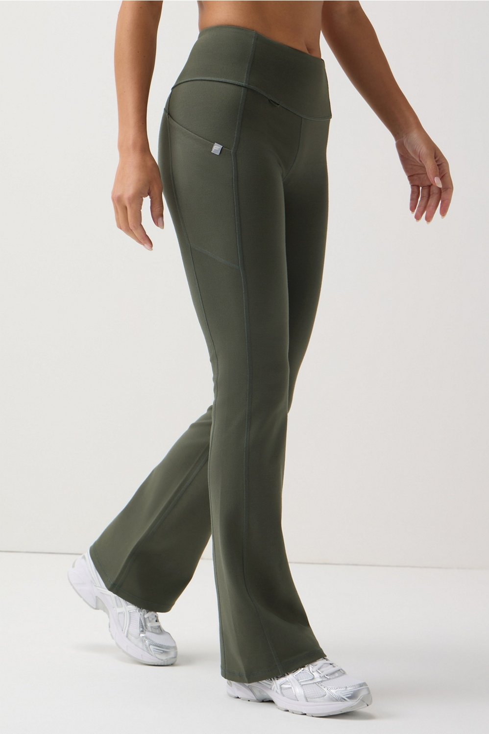stretchtech™ kick flare scrub legging