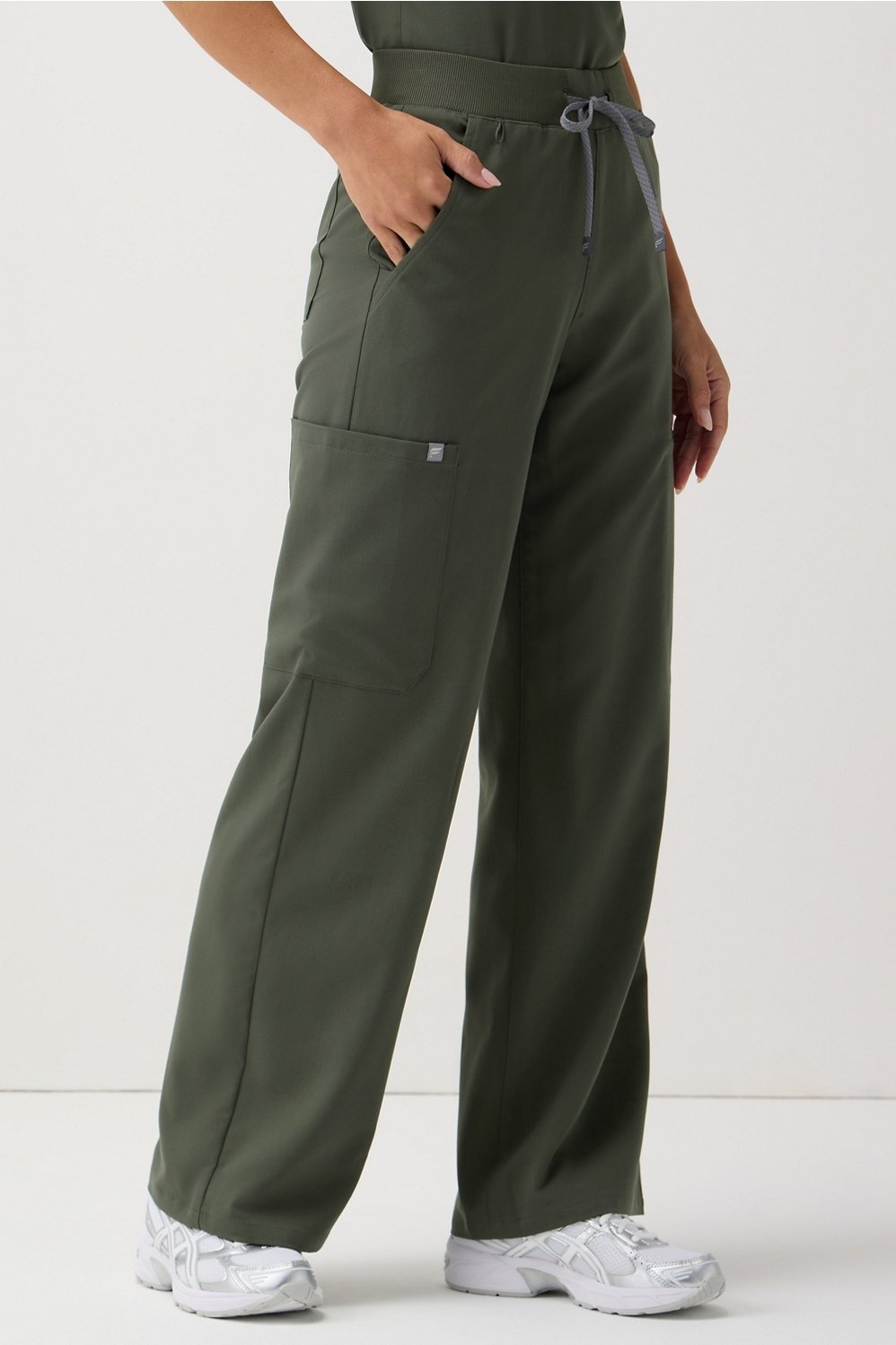 high-rise wide leg scrub pant