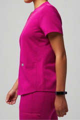 method 2-pocket scrub top