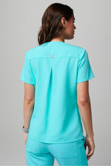 stat pleat 3-pocket scrub top