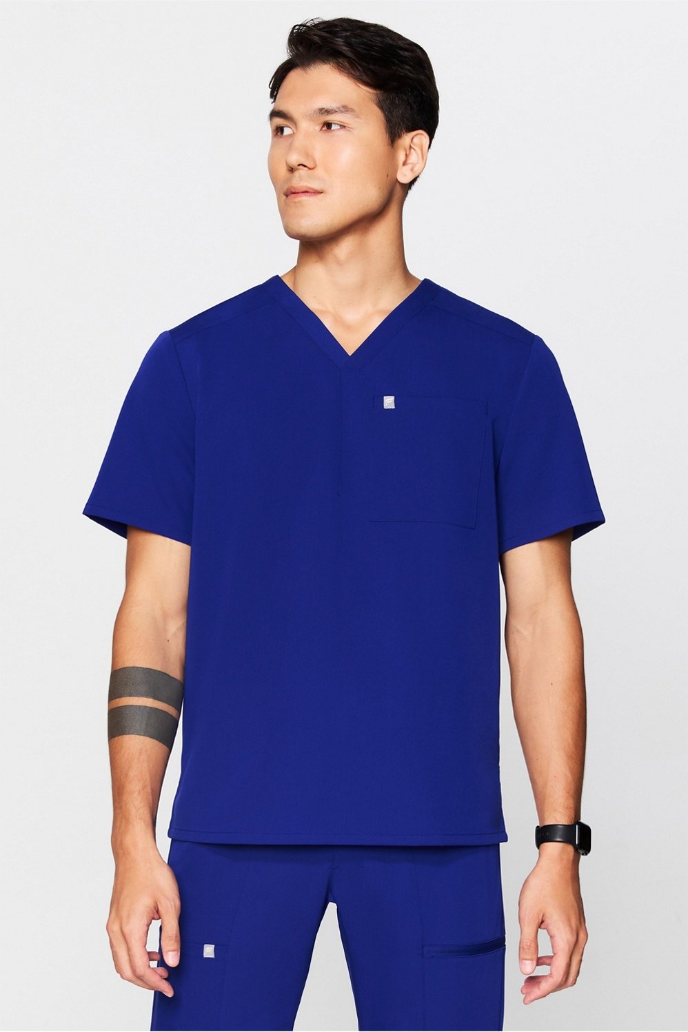helix 1-pocket scrub top