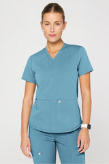 method flex 2-pocket scrub top
