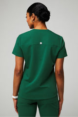 method 2-pocket scrub top