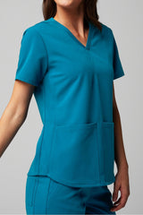 method 2-pocket scrub top