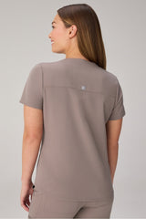 method  2-pocket scrub top