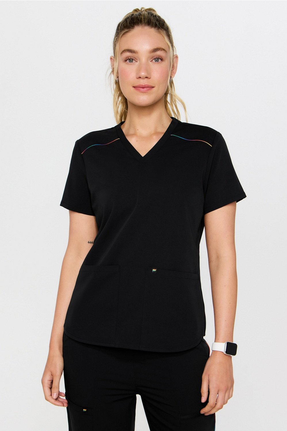 method 2-pocket scrub top